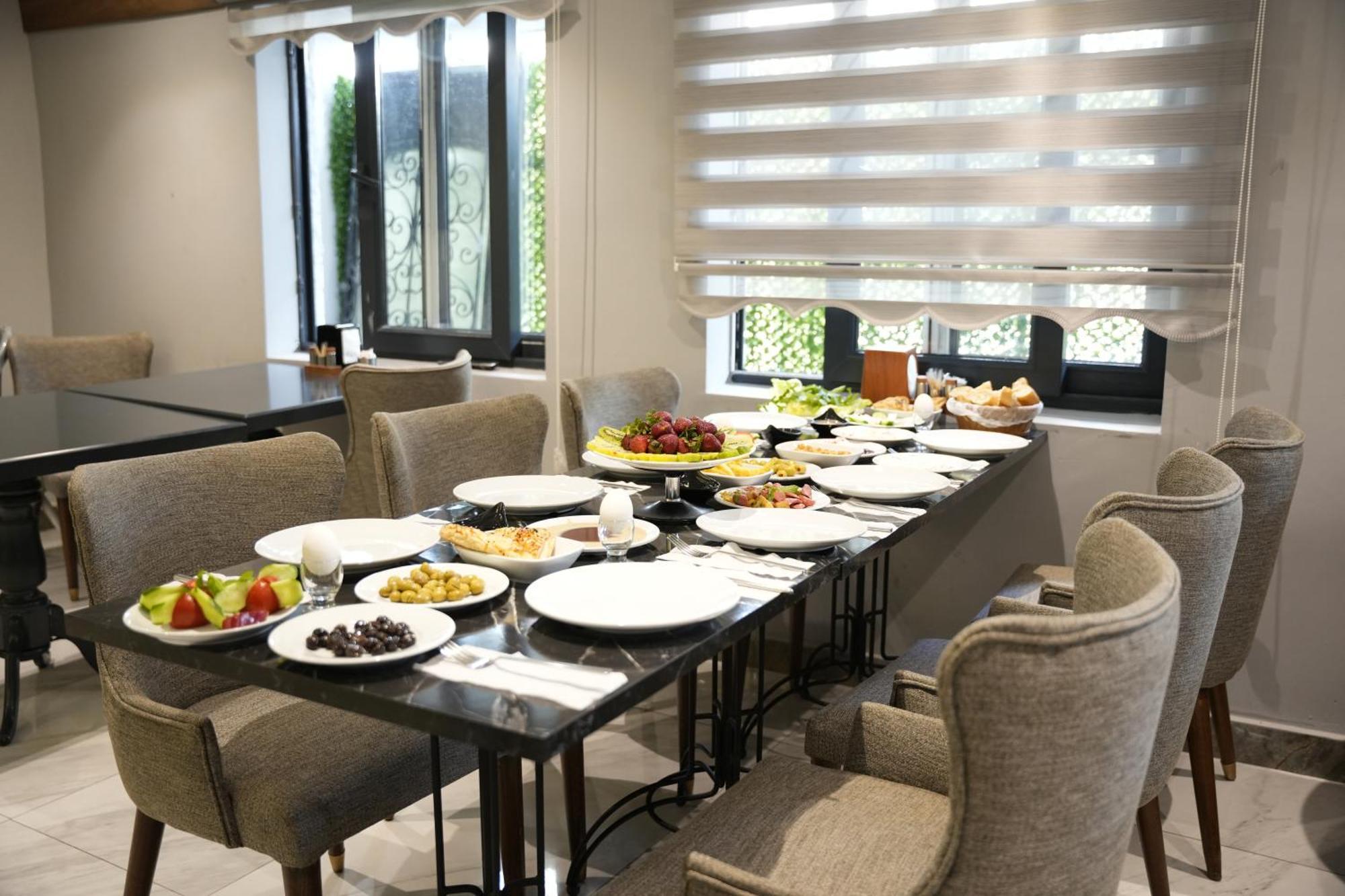 Eniza Hotel Mersin  Exterior photo